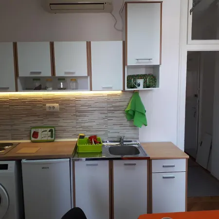 Apartment Cozy Hikers Flat Belgrade